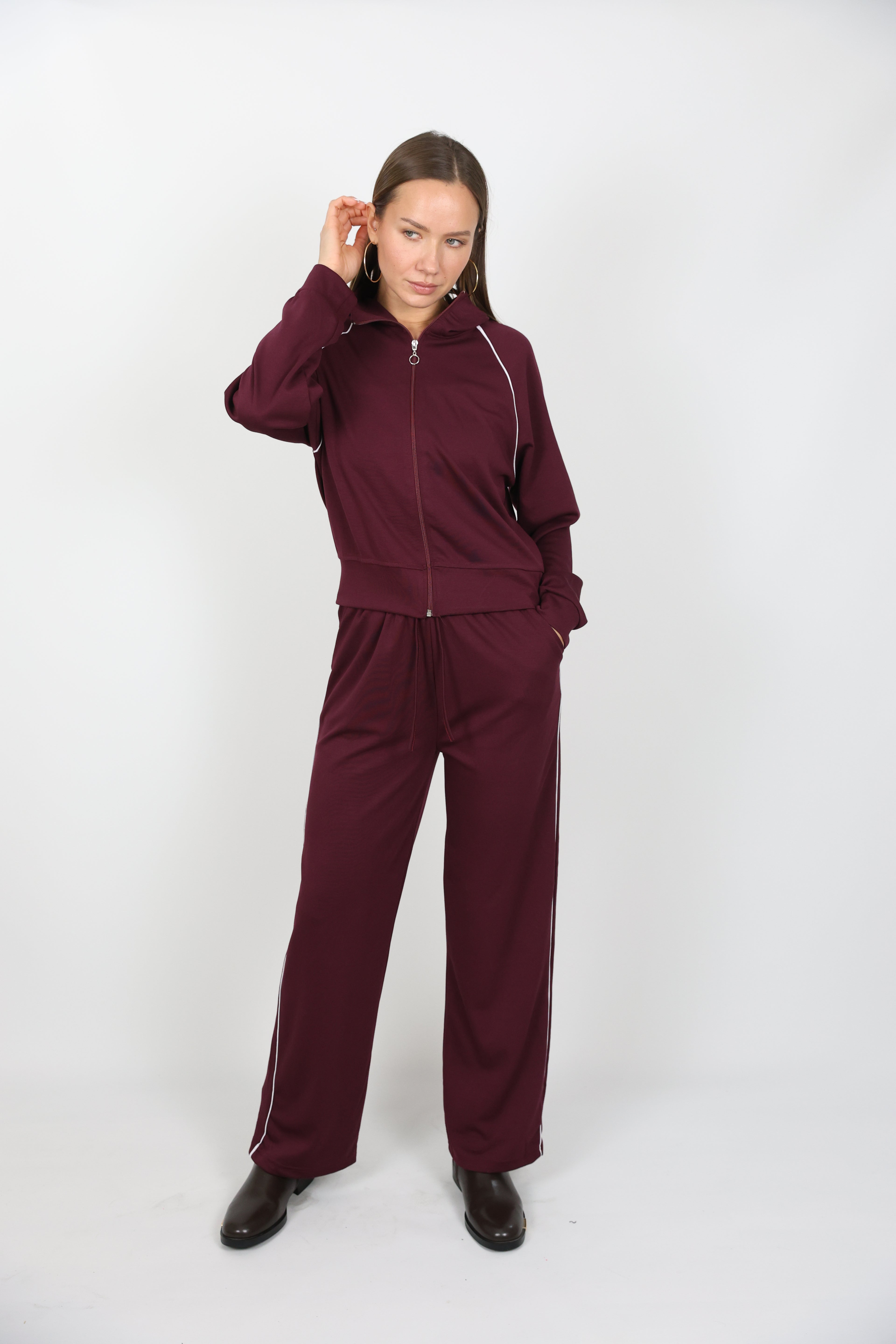 Modal Karışımlı Yumuşak Dokulu Takım