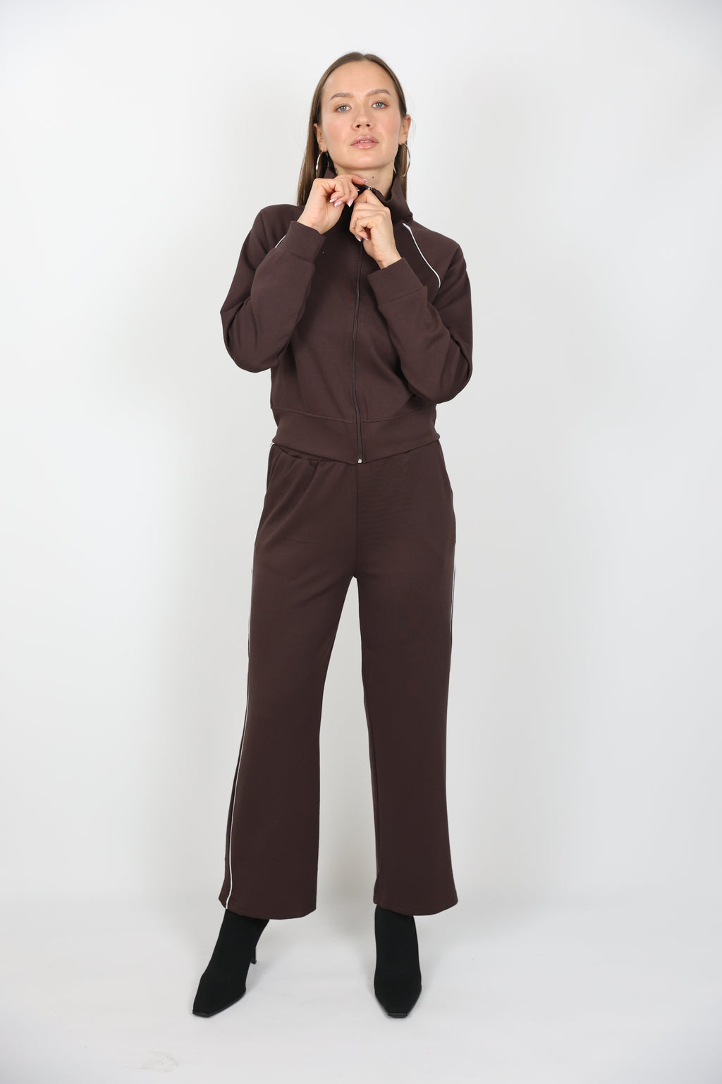 Modal Karışımlı Yumuşak Dokulu Takım