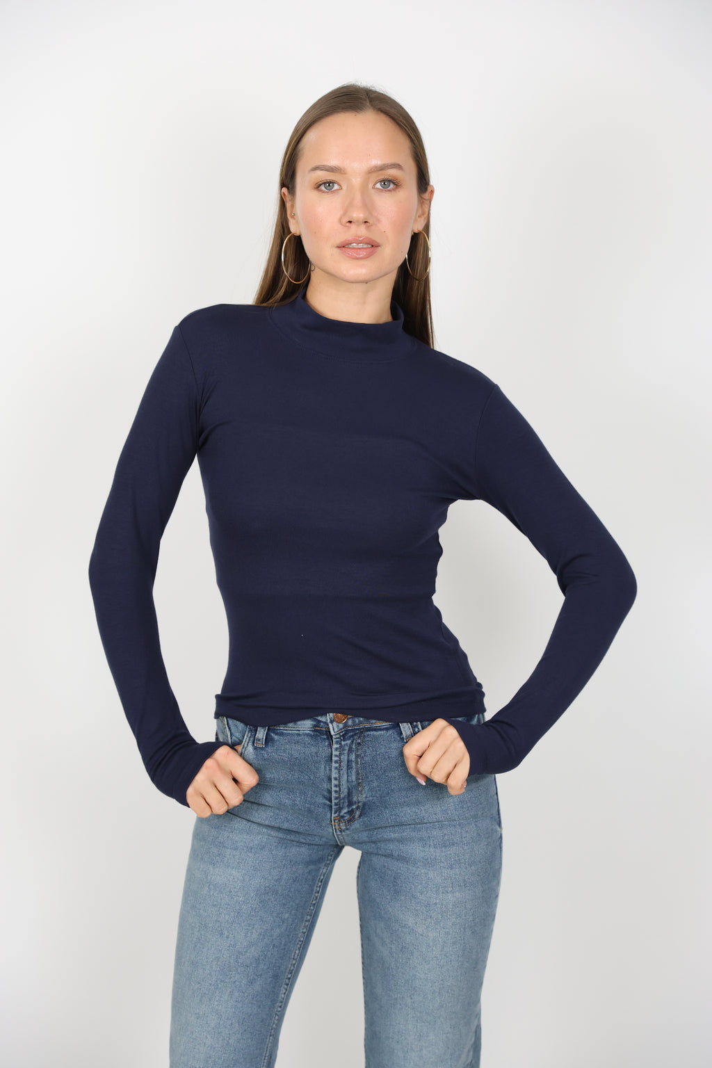 Yarım Balıkçı Yaka Parmak Detaylı Basic