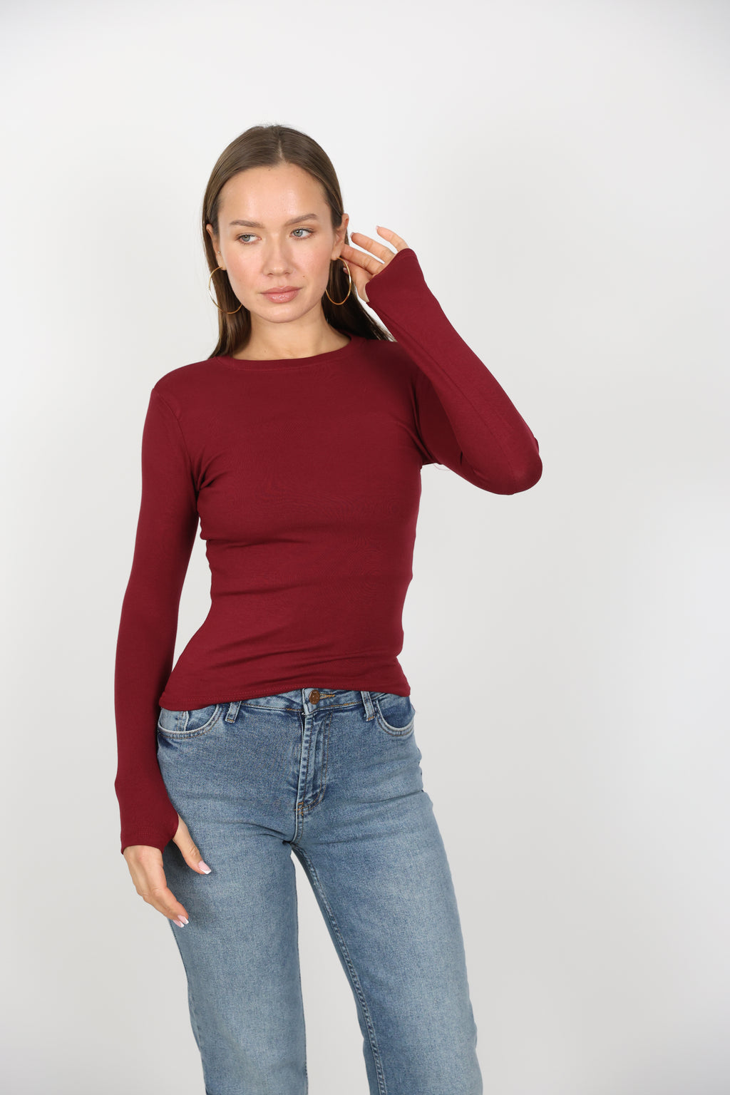 Yuvarlak Yaka Parmak Detaylı Basic