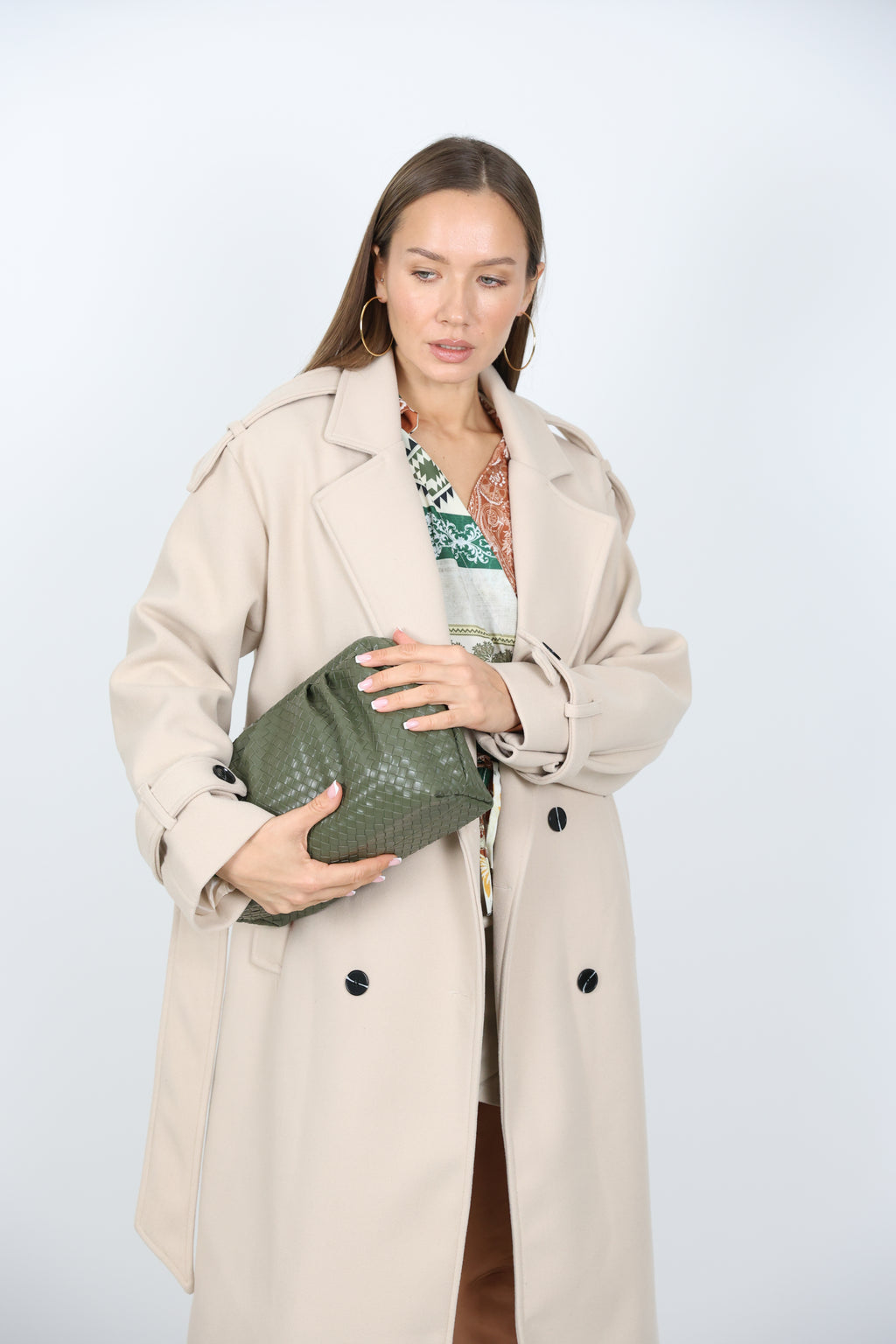 Uzun Kaşe Krem Renk Kaban