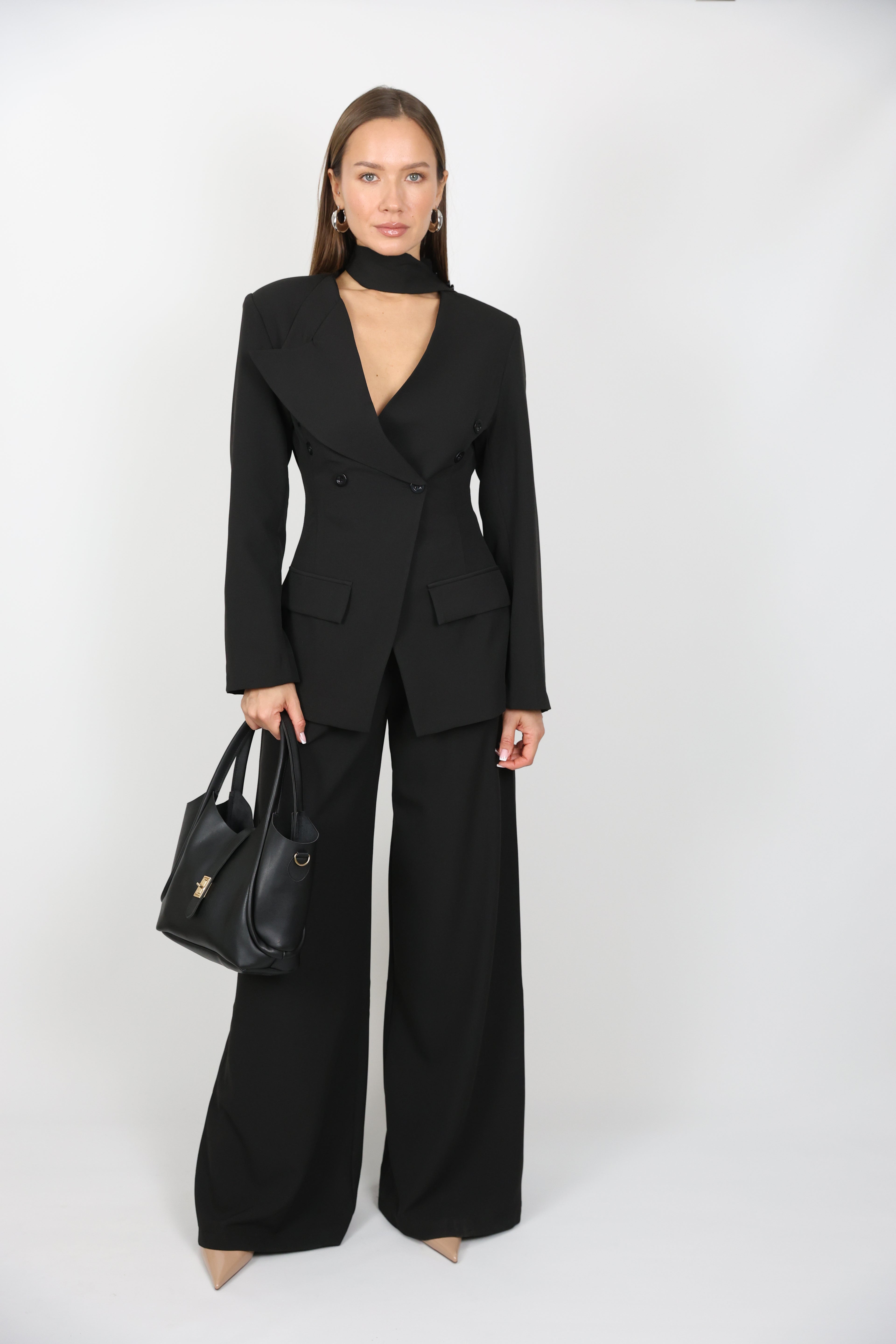 Çıkarılabilir Şal Detaylı Ceket Pantolon Takım