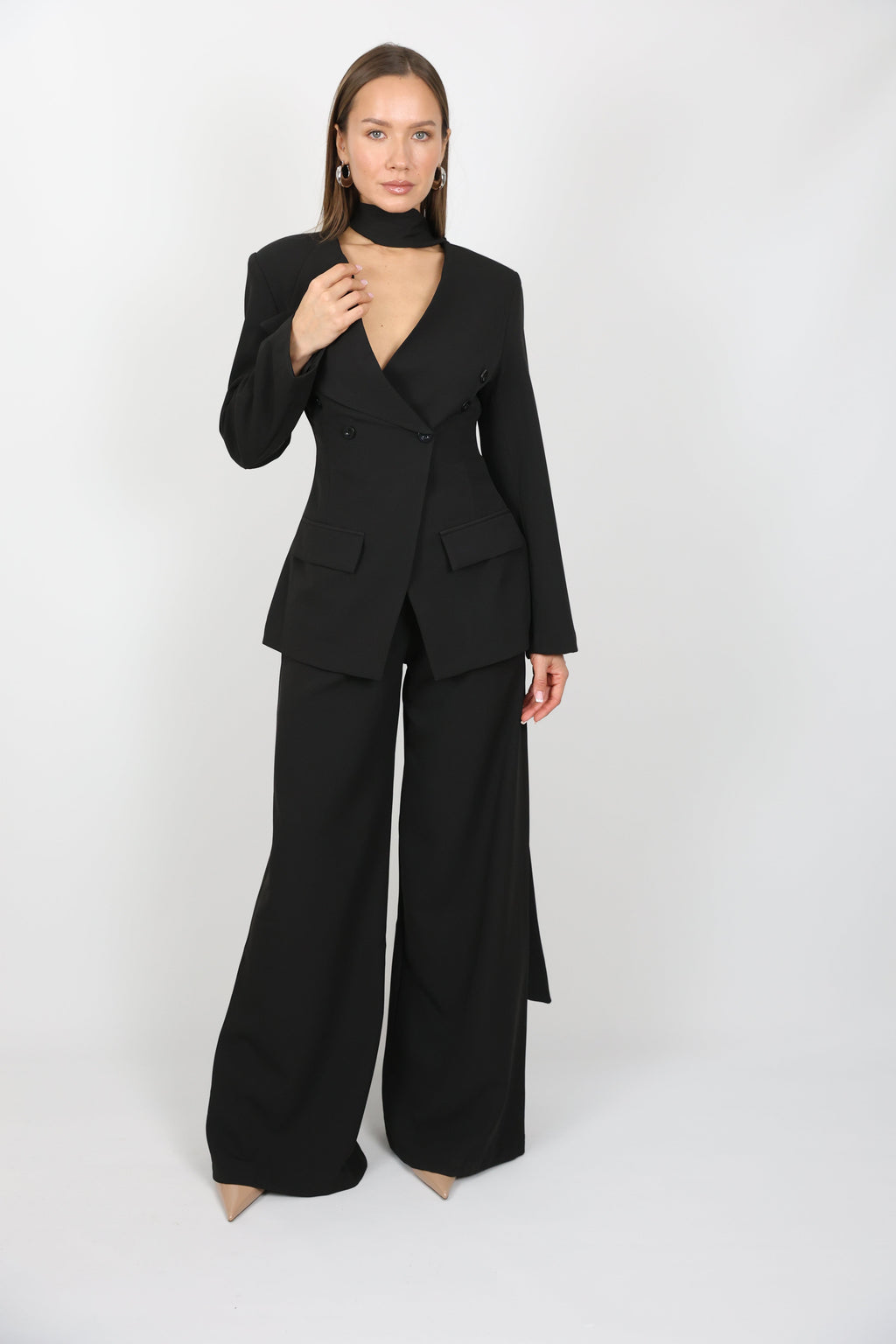 Çıkarılabilir Şal Detaylı Ceket Pantolon Takım